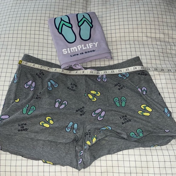 Life Is Good "Simplify" Lavender Pajamas - Picture 4 of 11